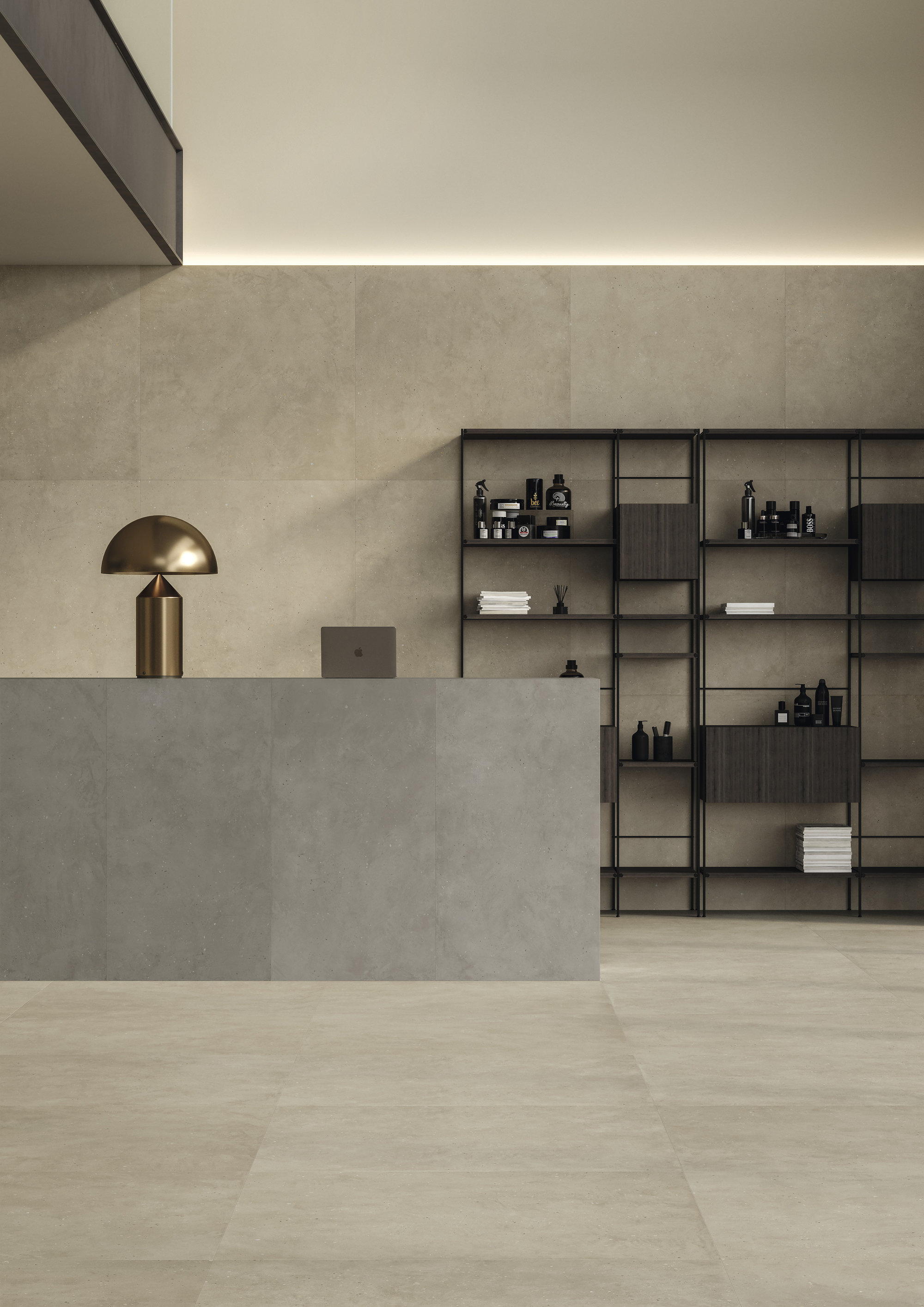 Moderne Raumgestaltung mit großformatigen Boden- und Wandfliesen in heller Betonoptik.